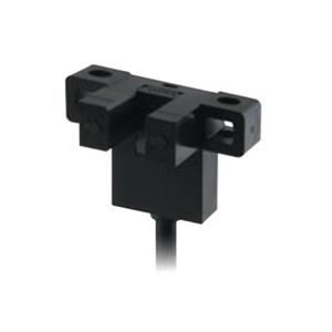 欧姆龙 EE-SX671P-WR 1M 检测距离5mm PNP 明/暗切换 凹槽型 光电开关